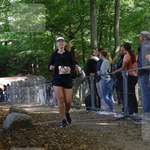 28.09.2025 - 33. Volkslauf durch das schöne Alstertal Strokosch-Dieckow http://msf.ph/oto/8954107 28.09.2025 12:38:14 Ziel 2464 meine-sportfotos.de