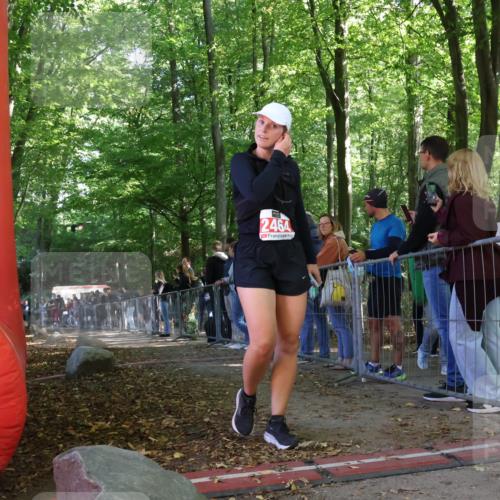 28.09.2025 - 33. Volkslauf durch das schöne Alstertal Strokosch-Dieckow http://msf.ph/oto/8954119 28.09.2025 12:38:17 Ziel 1118 meine-sportfotos.de