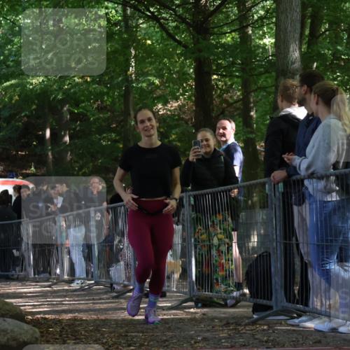 28.09.2025 - 33. Volkslauf durch das schöne Alstertal Strokosch-Dieckow http://msf.ph/oto/8954124 28.09.2025 12:38:24 Ziel 1118 meine-sportfotos.de
