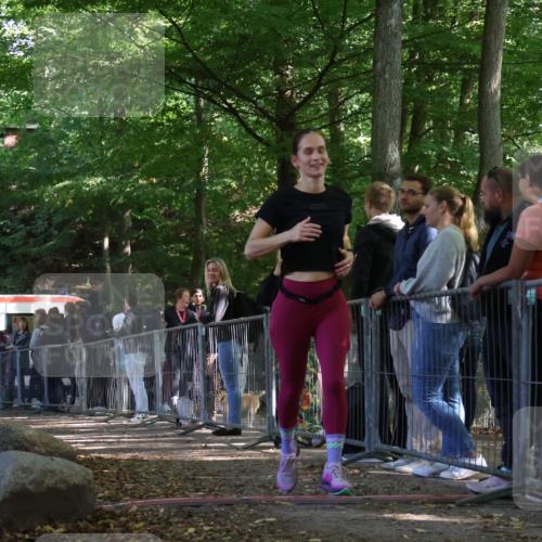 28.09.2025 - 33. Volkslauf durch das schöne Alstertal Strokosch-Dieckow http://msf.ph/oto/8954130 28.09.2025 12:38:25 Ziel 1118 meine-sportfotos.de