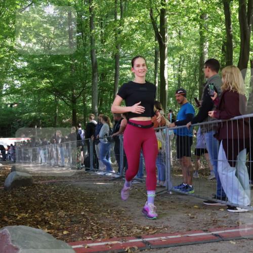 28.09.2025 - 33. Volkslauf durch das schöne Alstertal Strokosch-Dieckow http://msf.ph/oto/8954139 28.09.2025 12:38:26 Ziel 1118 meine-sportfotos.de