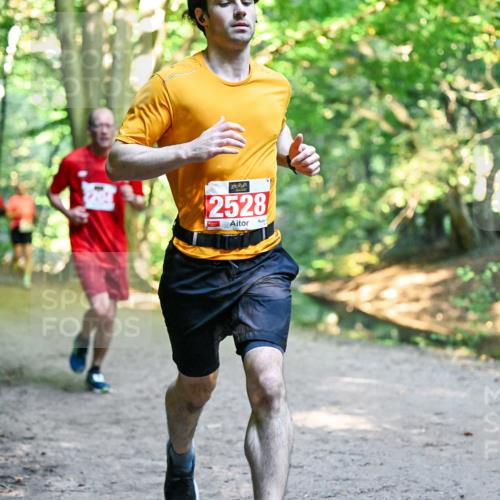 28.09.2025 - 33. Volkslauf durch das schöne Alstertal Dr. Thomas Lammeyer http://msf.ph/oto/8954262 28.09.2025 10:38:15 Laufen 2528 meine-sportfotos.de