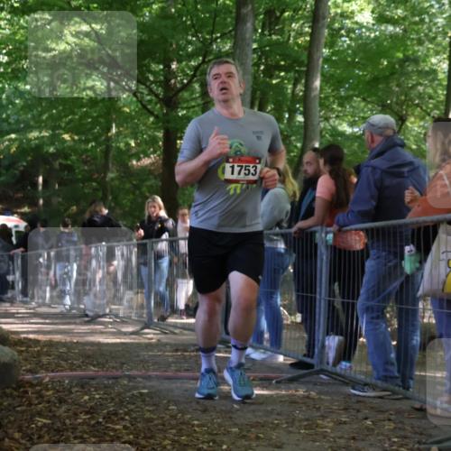 28.09.2025 - 33. Volkslauf durch das schöne Alstertal Strokosch-Dieckow http://msf.ph/oto/8954289 28.09.2025 12:39:41 Ziel 1753, 2242 meine-sportfotos.de