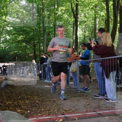 28.09.2025 - 33. Volkslauf durch das schöne Alstertal Strokosch-Dieckow http://msf.ph/oto/8954295 28.09.2025 12:39:42 Ziel 1753, 2242 meine-sportfotos.de
