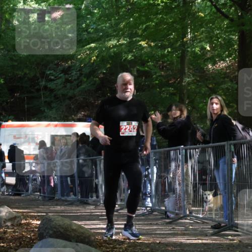 28.09.2025 - 33. Volkslauf durch das schöne Alstertal Strokosch-Dieckow http://msf.ph/oto/8954303 28.09.2025 12:39:46 Ziel 2242 meine-sportfotos.de