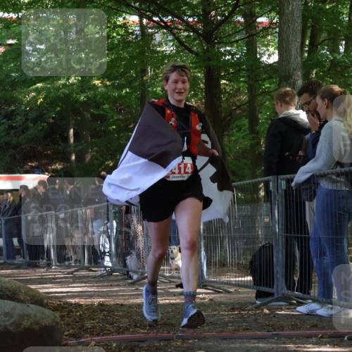 28.09.2025 - 33. Volkslauf durch das schöne Alstertal Strokosch-Dieckow http://msf.ph/oto/8954323 28.09.2025 12:40:23 Ziel 1120, 2414 meine-sportfotos.de