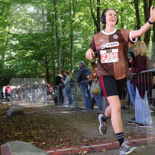 28.09.2025 - 33. Volkslauf durch das schöne Alstertal Strokosch-Dieckow http://msf.ph/oto/8954376 28.09.2025 12:40:38 Ziel 1566, 1579, 2369 meine-sportfotos.de