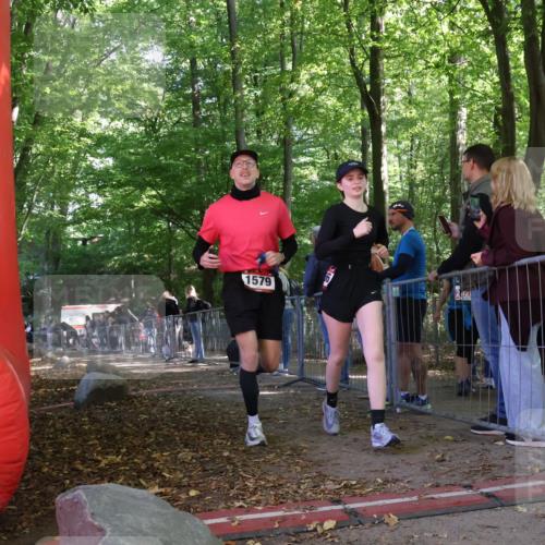 28.09.2025 - 33. Volkslauf durch das schöne Alstertal Strokosch-Dieckow http://msf.ph/oto/8954393 28.09.2025 12:40:43 Ziel 1566, 1579, 2615, 2616 meine-sportfotos.de