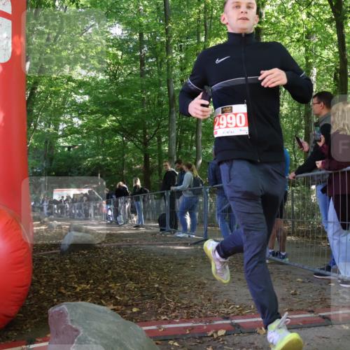 28.09.2025 - 33. Volkslauf durch das schöne Alstertal Strokosch-Dieckow http://msf.ph/oto/8954420 28.09.2025 12:40:54 Ziel 2990 meine-sportfotos.de