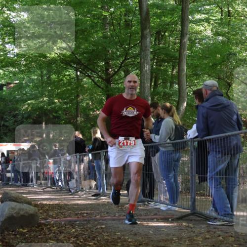 28.09.2025 - 33. Volkslauf durch das schöne Alstertal Strokosch-Dieckow http://msf.ph/oto/8954438 28.09.2025 12:41:13 Ziel 2179 meine-sportfotos.de
