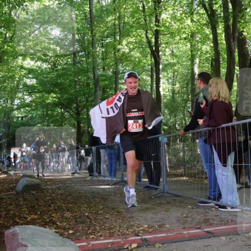 28.09.2025 - 33. Volkslauf durch das schöne Alstertal Strokosch-Dieckow http://msf.ph/oto/8954532 28.09.2025 12:42:46 Ziel 2182, 2326, 2413, 2561, 2562 meine-sportfotos.de