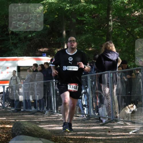 28.09.2025 - 33. Volkslauf durch das schöne Alstertal Strokosch-Dieckow http://msf.ph/oto/8954696 28.09.2025 12:43:29 Ziel 1748 meine-sportfotos.de