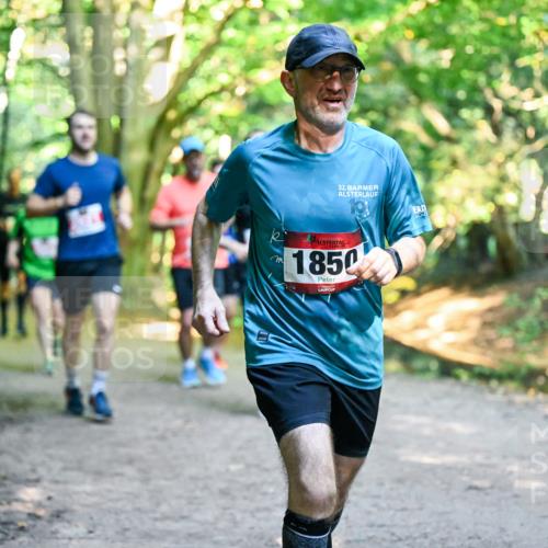 28.09.2025 - 33. Volkslauf durch das schöne Alstertal Dr. Thomas Lammeyer http://msf.ph/oto/8954743 28.09.2025 10:39:36 Laufen 32, 1850, 249 meine-sportfotos.de