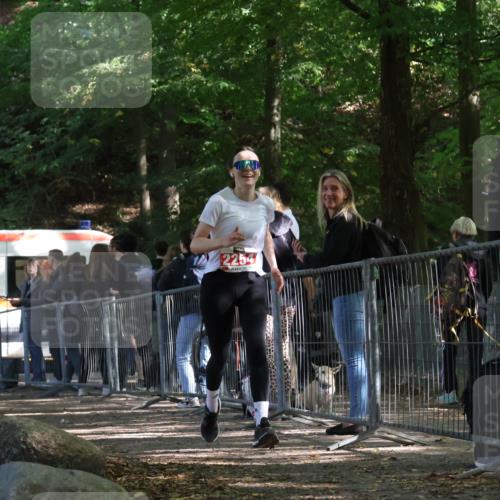 28.09.2025 - 33. Volkslauf durch das schöne Alstertal Strokosch-Dieckow http://msf.ph/oto/8954851 28.09.2025 12:44:25 Ziel 2254 meine-sportfotos.de