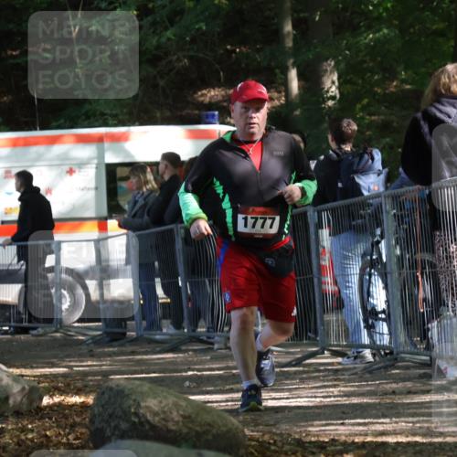 28.09.2025 - 33. Volkslauf durch das schöne Alstertal Strokosch-Dieckow http://msf.ph/oto/8954912 28.09.2025 12:44:45 Ziel 1107, 1777 meine-sportfotos.de