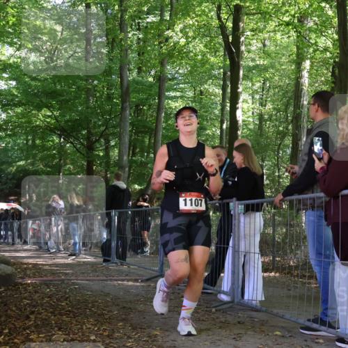 28.09.2025 - 33. Volkslauf durch das schöne Alstertal Strokosch-Dieckow http://msf.ph/oto/8955016 28.09.2025 12:44:55 Ziel 1107 meine-sportfotos.de