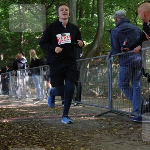 28.09.2025 - 33. Volkslauf durch das schöne Alstertal Strokosch-Dieckow http://msf.ph/oto/8955056 28.09.2025 12:45:35 Ziel 2434 meine-sportfotos.de