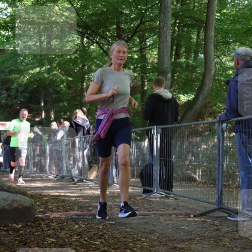28.09.2025 - 33. Volkslauf durch das schöne Alstertal Strokosch-Dieckow http://msf.ph/oto/8955219 28.09.2025 12:46:35 Ziel 2543, 2609 meine-sportfotos.de