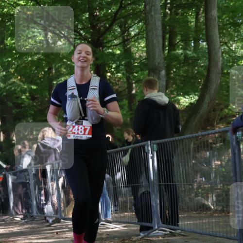 28.09.2025 - 33. Volkslauf durch das schöne Alstertal Strokosch-Dieckow http://msf.ph/oto/8955326 28.09.2025 12:46:50 Ziel 2487 meine-sportfotos.de