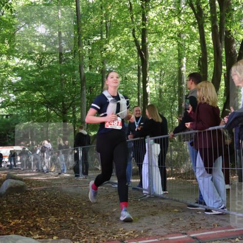 28.09.2025 - 33. Volkslauf durch das schöne Alstertal Strokosch-Dieckow http://msf.ph/oto/8955356 28.09.2025 12:46:51 Ziel 2487 meine-sportfotos.de