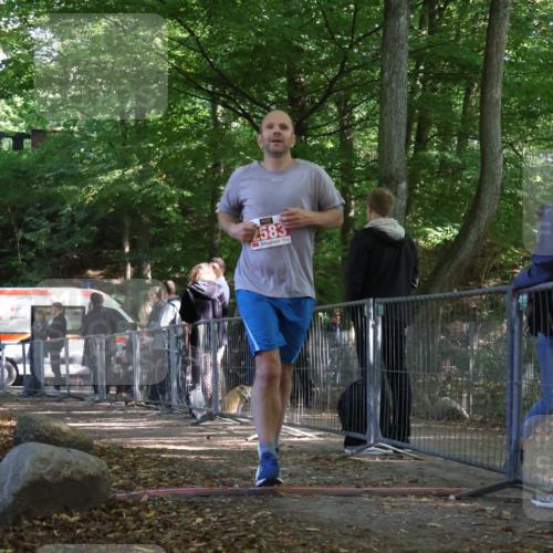 28.09.2025 - 33. Volkslauf durch das schöne Alstertal Strokosch-Dieckow http://msf.ph/oto/8955387 28.09.2025 12:47:05 Ziel 2583 meine-sportfotos.de