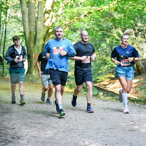 28.09.2025 - 33. Volkslauf durch das schöne Alstertal Dr. Thomas Lammeyer http://msf.ph/oto/8955497 28.09.2025 10:41:47 Laufen 2043, 45, 1068 meine-sportfotos.de