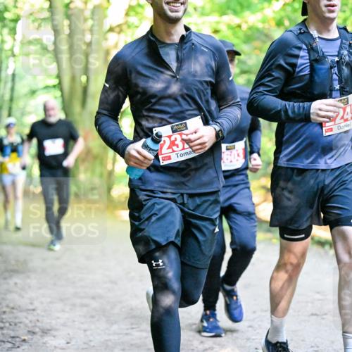 28.09.2025 - 33. Volkslauf durch das schöne Alstertal Dr. Thomas Lammeyer http://msf.ph/oto/8955622 28.09.2025 10:42:09 Laufen 23, 245 meine-sportfotos.de