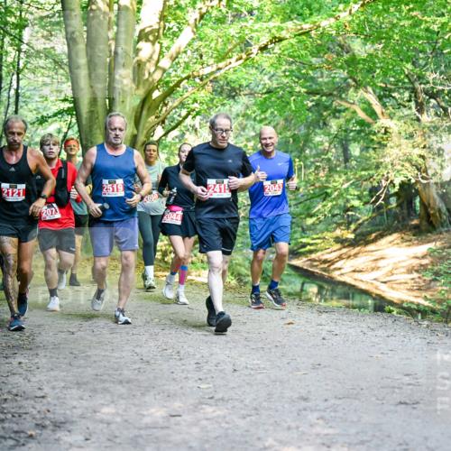 28.09.2025 - 33. Volkslauf durch das schöne Alstertal Dr. Thomas Lammeyer http://msf.ph/oto/8955803 28.09.2025 10:42:46 Laufen 2121, 2073, 2519, 650, 2044, 2415, 2043 meine-sportfotos.de