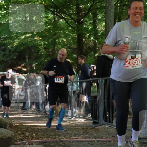 28.09.2025 - 33. Volkslauf durch das schöne Alstertal Strokosch-Dieckow http://msf.ph/oto/8955948 28.09.2025 12:49:30 Ziel 1756, 2301, 2650 meine-sportfotos.de