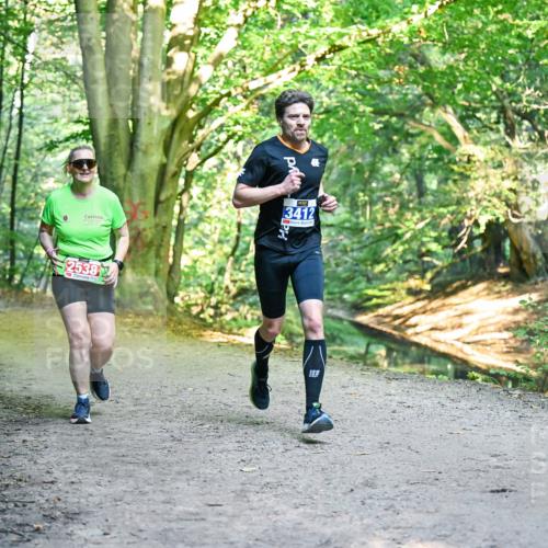 28.09.2025 - 33. Volkslauf durch das schöne Alstertal Dr. Thomas Lammeyer http://msf.ph/oto/8956010 28.09.2025 10:43:30 Laufen 3412, 2538 meine-sportfotos.de
