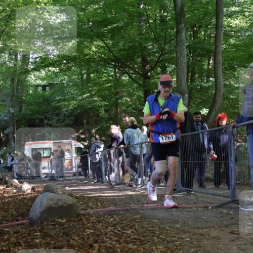 28.09.2025 - 33. Volkslauf durch das schöne Alstertal Strokosch-Dieckow http://msf.ph/oto/8956058 28.09.2025 12:50:06 Ziel 1761 meine-sportfotos.de