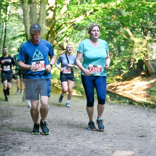 28.09.2025 - 33. Volkslauf durch das schöne Alstertal Dr. Thomas Lammeyer http://msf.ph/oto/8956224 28.09.2025 10:44:09 Laufen 397, 2398 meine-sportfotos.de