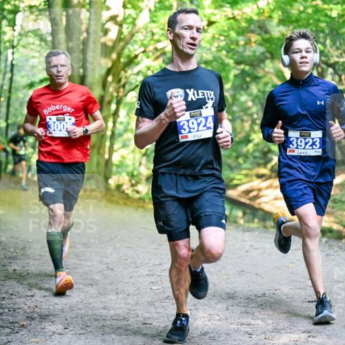 28.09.2025 - 33. Volkslauf durch das schöne Alstertal Dr. Thomas Lammeyer http://msf.ph/oto/8956443 28.09.2025 10:44:58 Laufen 3005, 76, 3924, 3923 meine-sportfotos.de