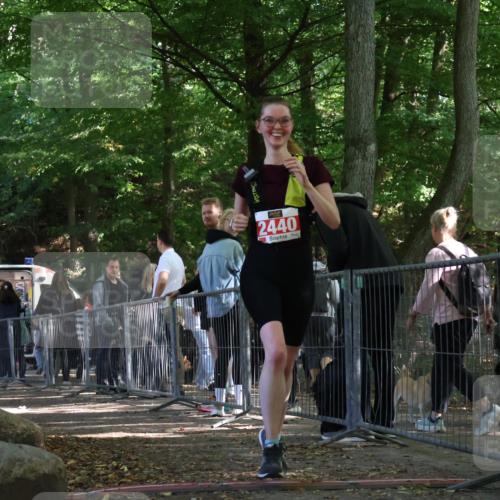 28.09.2025 - 33. Volkslauf durch das schöne Alstertal Strokosch-Dieckow http://msf.ph/oto/8956510 28.09.2025 12:52:17 Ziel 2440 meine-sportfotos.de