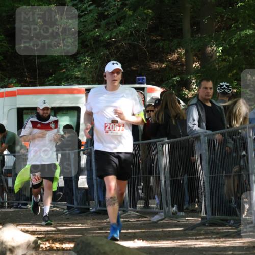 28.09.2025 - 33. Volkslauf durch das schöne Alstertal Strokosch-Dieckow http://msf.ph/oto/8956642 28.09.2025 12:53:06 Ziel 2067, 2510 meine-sportfotos.de