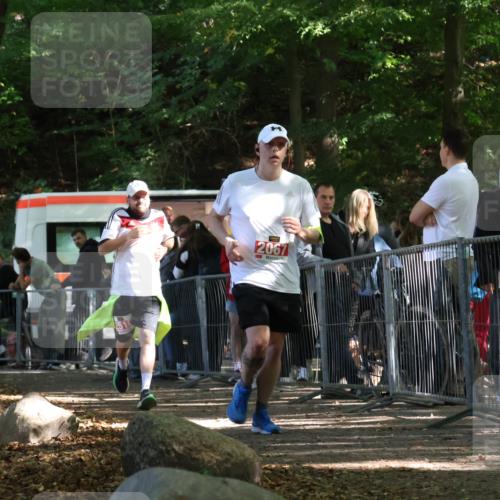 28.09.2025 - 33. Volkslauf durch das schöne Alstertal Strokosch-Dieckow http://msf.ph/oto/8956658 28.09.2025 12:53:07 Ziel 2067, 2510 meine-sportfotos.de