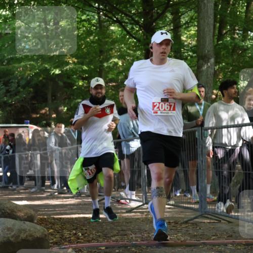 28.09.2025 - 33. Volkslauf durch das schöne Alstertal Strokosch-Dieckow http://msf.ph/oto/8956710 28.09.2025 12:53:11 Ziel 2067, 2510 meine-sportfotos.de