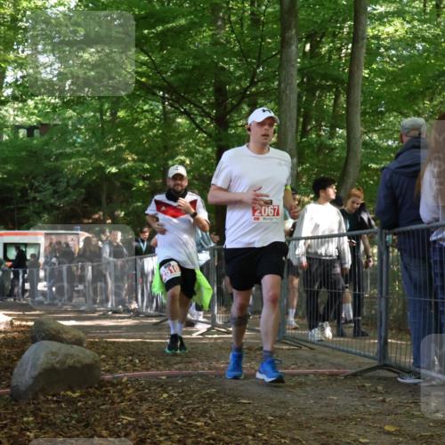 28.09.2025 - 33. Volkslauf durch das schöne Alstertal Strokosch-Dieckow http://msf.ph/oto/8956713 28.09.2025 12:53:11 Ziel 2067, 2510 meine-sportfotos.de