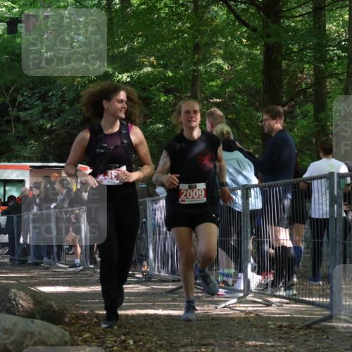 28.09.2025 - 33. Volkslauf durch das schöne Alstertal Strokosch-Dieckow http://msf.ph/oto/8956750 28.09.2025 12:54:25 Ziel 2009 meine-sportfotos.de