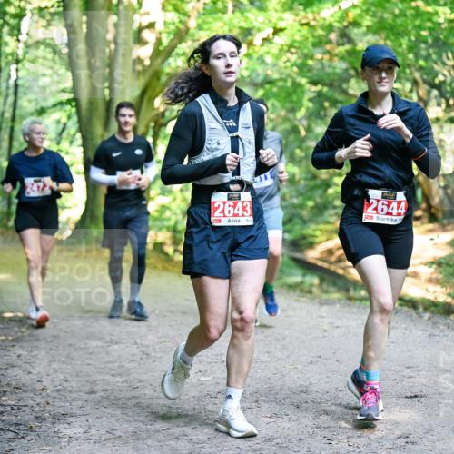 28.09.2025 - 33. Volkslauf durch das schöne Alstertal Dr. Thomas Lammeyer http://msf.ph/oto/8956938 28.09.2025 10:46:31 Laufen 2643, 2644 meine-sportfotos.de