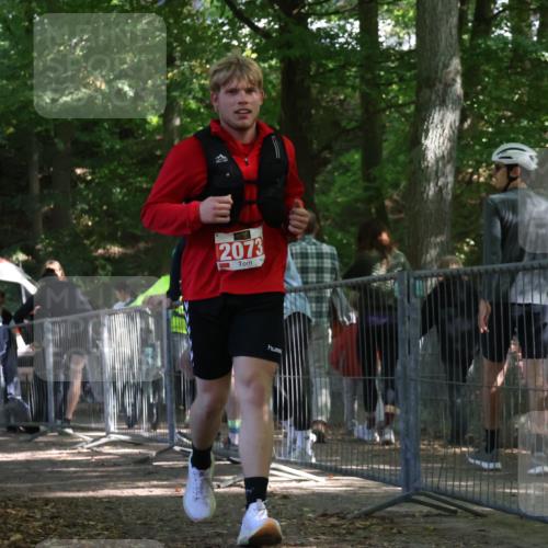28.09.2025 - 33. Volkslauf durch das schöne Alstertal Strokosch-Dieckow http://msf.ph/oto/8956964 28.09.2025 12:59:13 Ziel 2073 meine-sportfotos.de