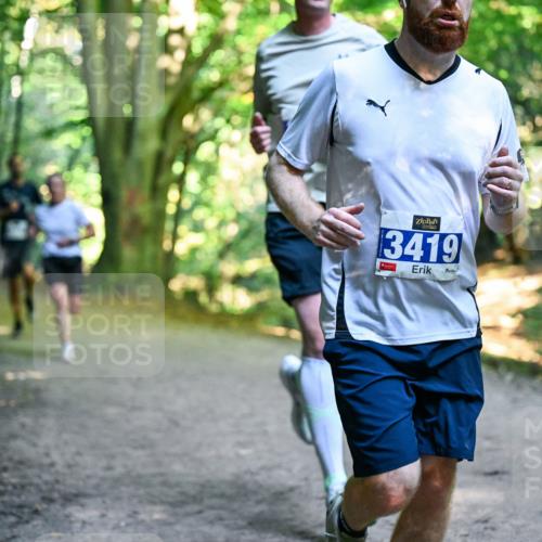 28.09.2025 - 33. Volkslauf durch das schöne Alstertal Dr. Thomas Lammeyer http://msf.ph/oto/8957009 28.09.2025 10:46:43 Laufen 3419 meine-sportfotos.de