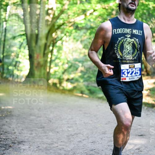 28.09.2025 - 33. Volkslauf durch das schöne Alstertal Dr. Thomas Lammeyer http://msf.ph/oto/8957039 28.09.2025 10:46:48 Laufen 3225 meine-sportfotos.de