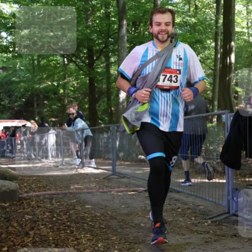 28.09.2025 - 33. Volkslauf durch das schöne Alstertal Strokosch-Dieckow http://msf.ph/oto/8957040 28.09.2025 13:00:02 Ziel 1743 meine-sportfotos.de