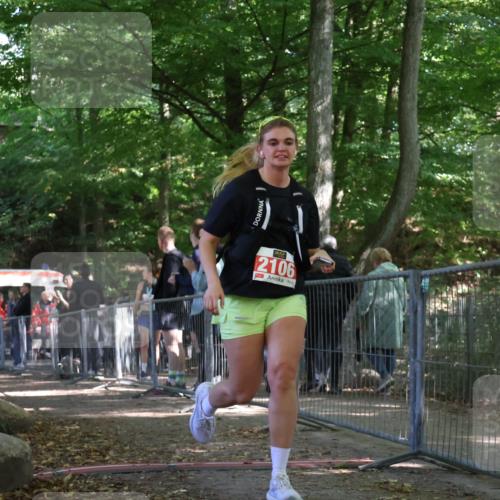 28.09.2025 - 33. Volkslauf durch das schöne Alstertal Strokosch-Dieckow http://msf.ph/oto/8957092 28.09.2025 13:00:53 Ziel 2106 meine-sportfotos.de