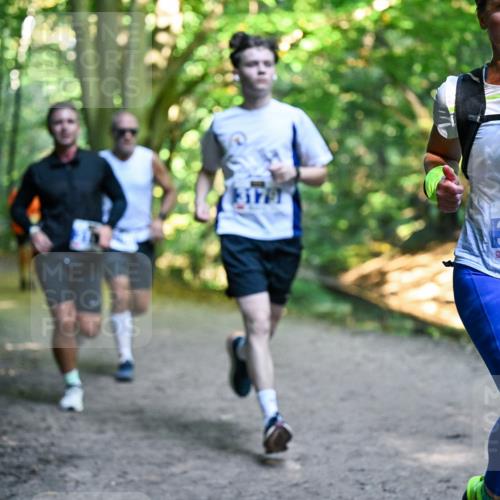 28.09.2025 - 33. Volkslauf durch das schöne Alstertal Dr. Thomas Lammeyer http://msf.ph/oto/8957110 28.09.2025 10:47:08 Laufen 3314 meine-sportfotos.de