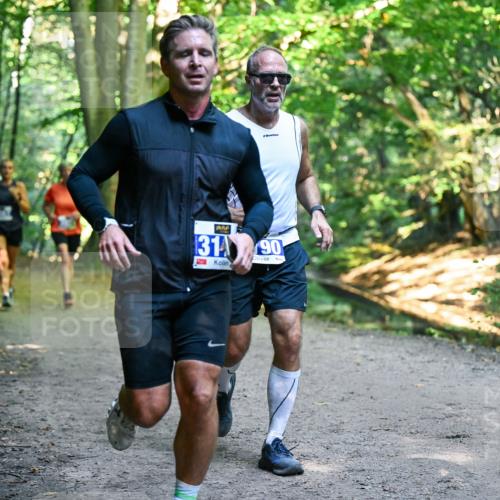 28.09.2025 - 33. Volkslauf durch das schöne Alstertal Dr. Thomas Lammeyer http://msf.ph/oto/8957115 28.09.2025 10:47:09 Laufen 1314, 90 meine-sportfotos.de