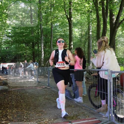 28.09.2025 - 33. Volkslauf durch das schöne Alstertal Strokosch-Dieckow http://msf.ph/oto/8957194 28.09.2025 13:01:56 Ziel 1115 meine-sportfotos.de