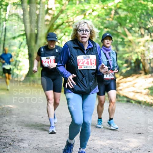 28.09.2025 - 33. Volkslauf durch das schöne Alstertal Dr. Thomas Lammeyer http://msf.ph/oto/8957248 28.09.2025 10:47:38 Laufen 2218, 2219, 105 meine-sportfotos.de
