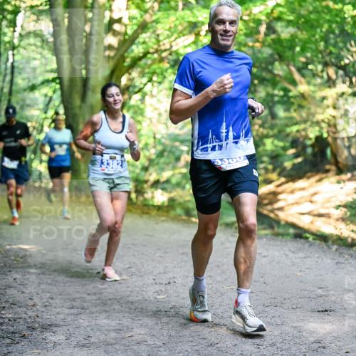 28.09.2025 - 33. Volkslauf durch das schöne Alstertal Dr. Thomas Lammeyer http://msf.ph/oto/8957264 28.09.2025 10:47:43 Laufen 3382, 5500 meine-sportfotos.de